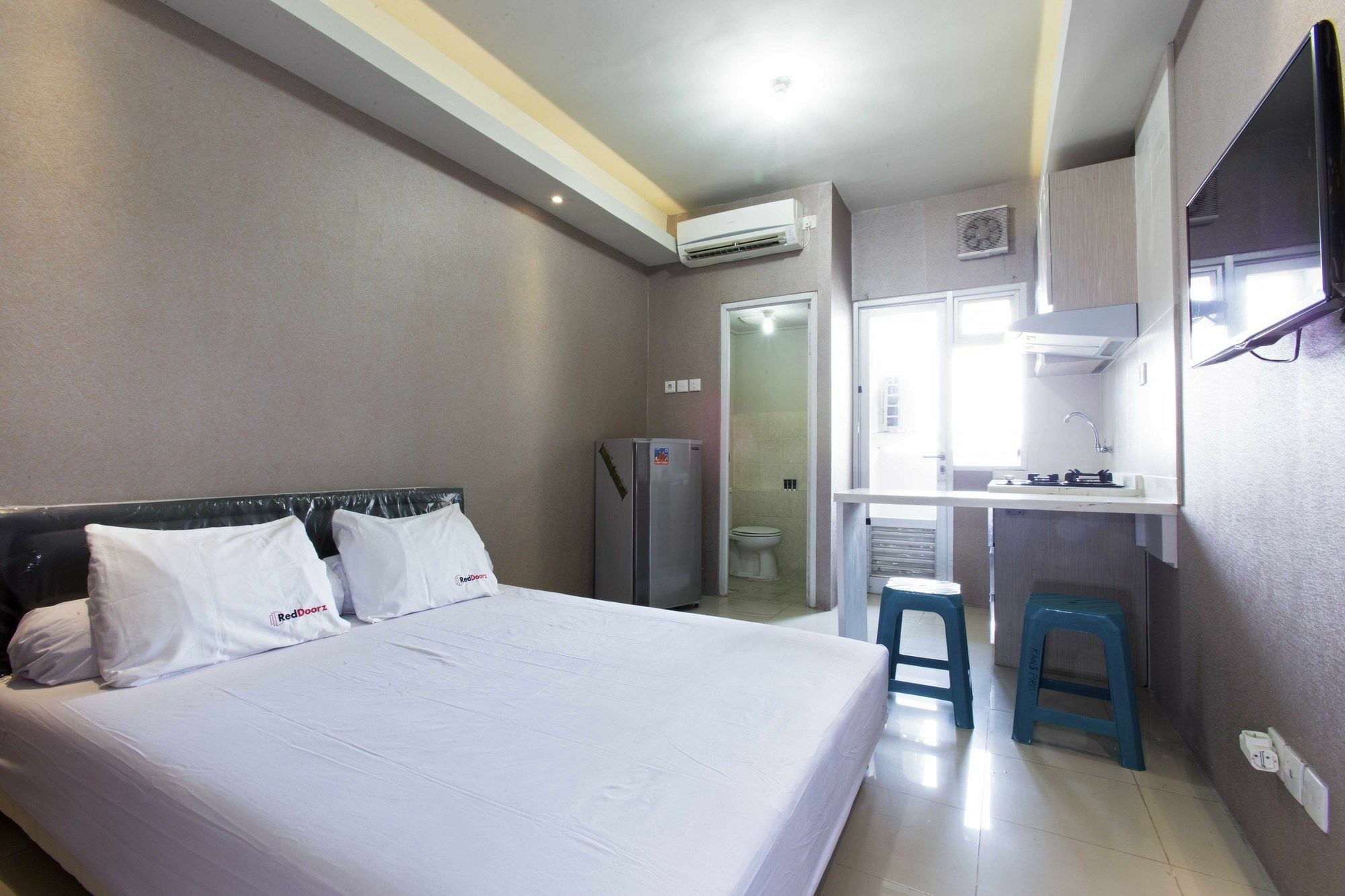 Reddoorz Apartment @ Pegangsaan Kelapa Gading Jakarta Eksteriør billede