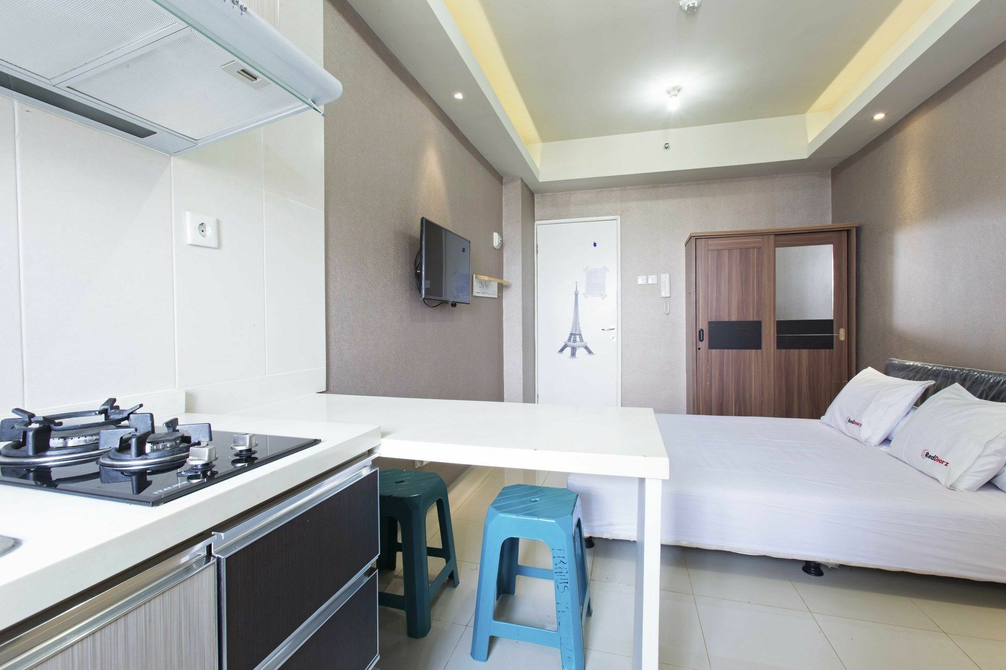 Reddoorz Apartment @ Pegangsaan Kelapa Gading Jakarta Eksteriør billede